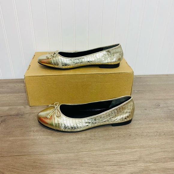 Brand new TORY BURCH CAP-TOE QUILTED BALLET FLAT size 7 - Picture 1 of 11